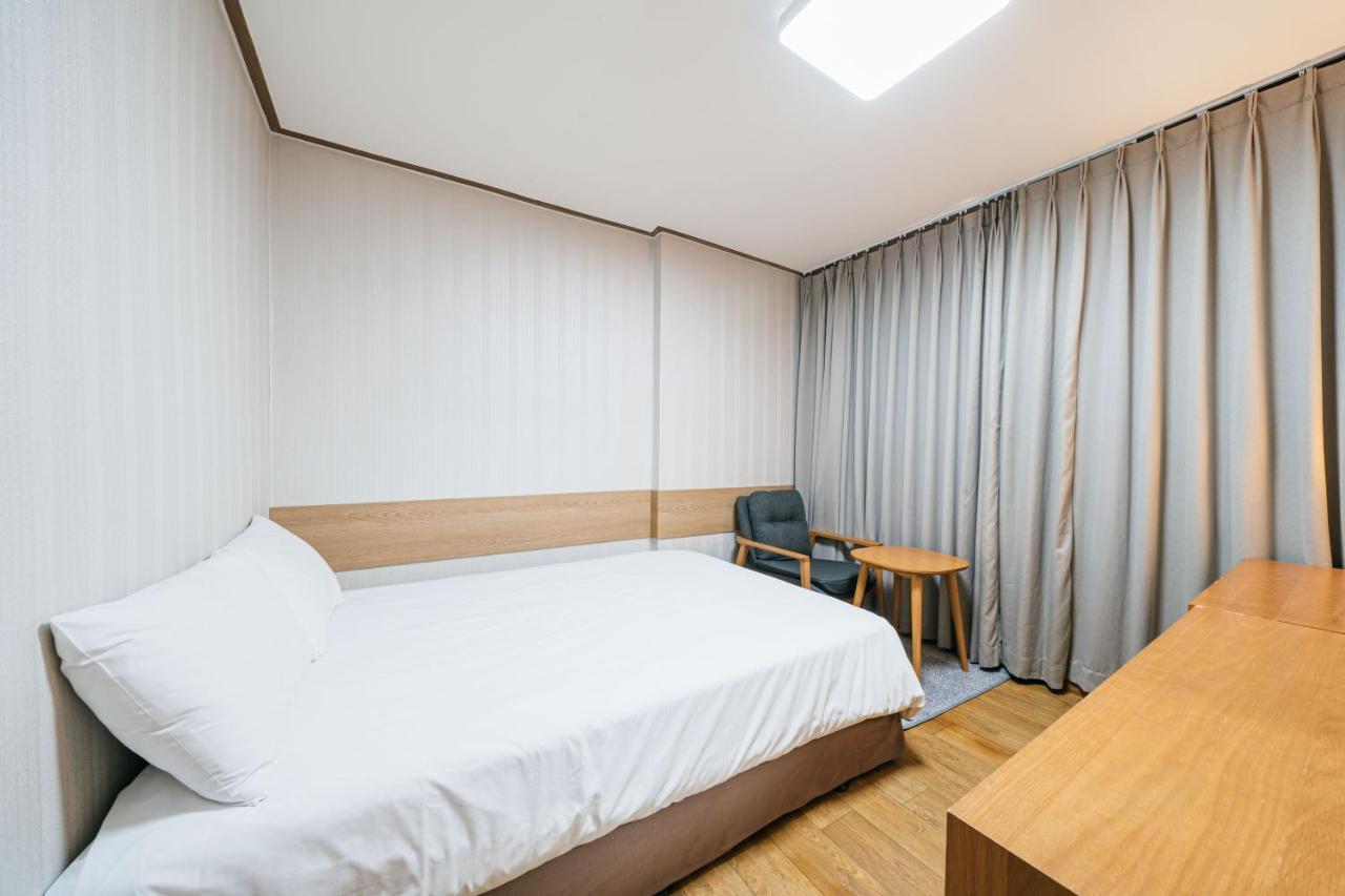 Jeju Miracle Hotel Εξωτερικό φωτογραφία