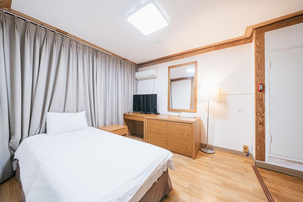 Jeju Miracle Hotel Εξωτερικό φωτογραφία