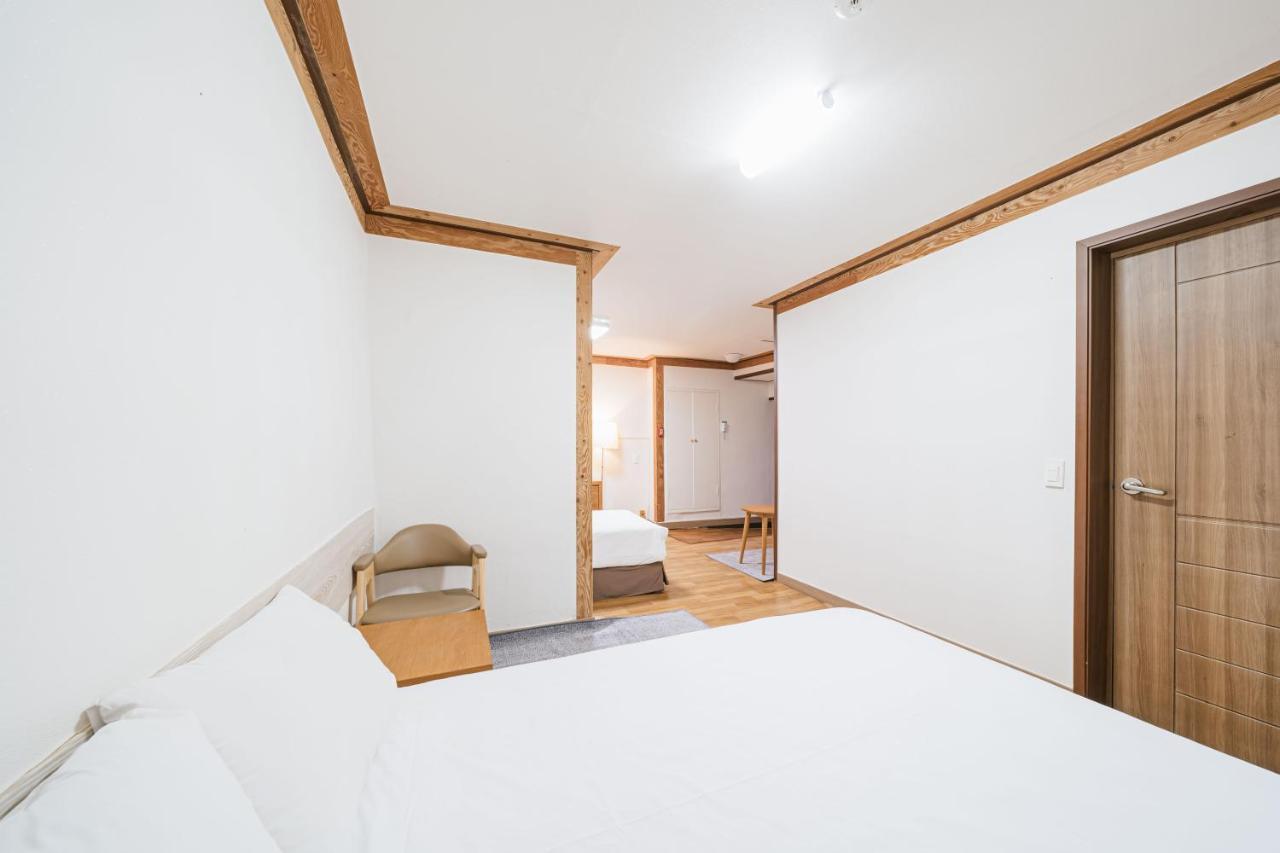 Jeju Miracle Hotel Εξωτερικό φωτογραφία