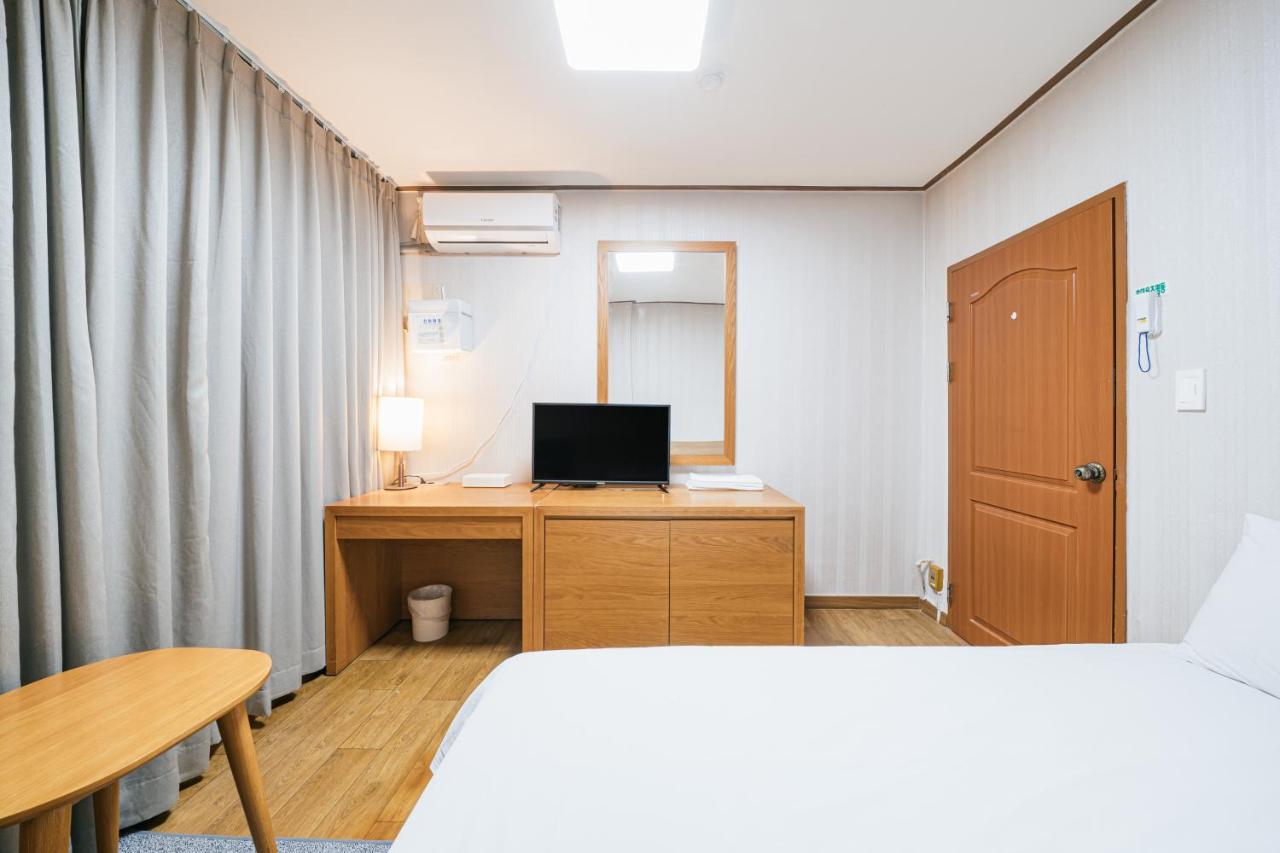 Jeju Miracle Hotel Εξωτερικό φωτογραφία