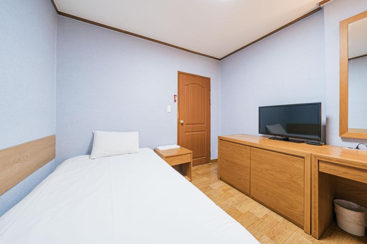 Jeju Miracle Hotel Εξωτερικό φωτογραφία
