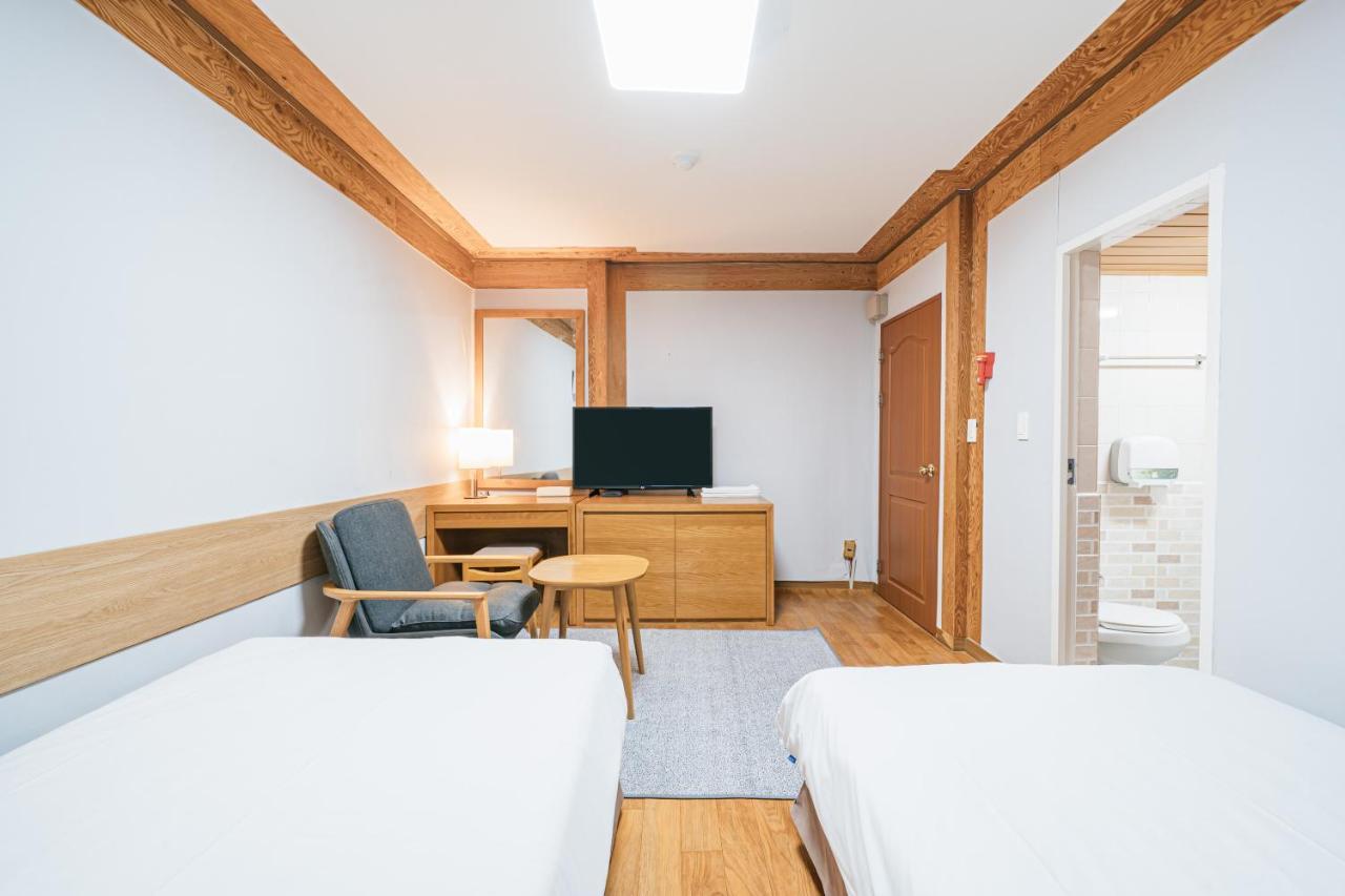Jeju Miracle Hotel Εξωτερικό φωτογραφία