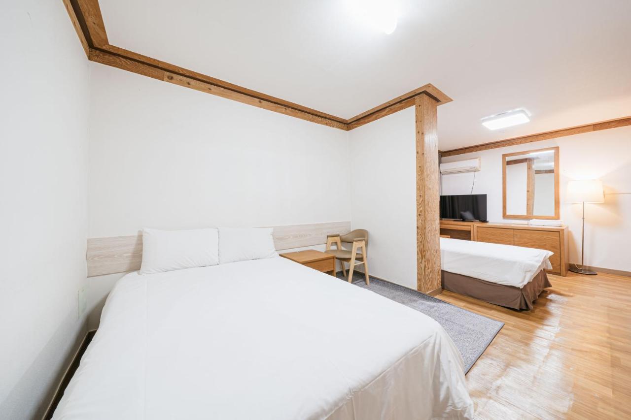 Jeju Miracle Hotel Εξωτερικό φωτογραφία